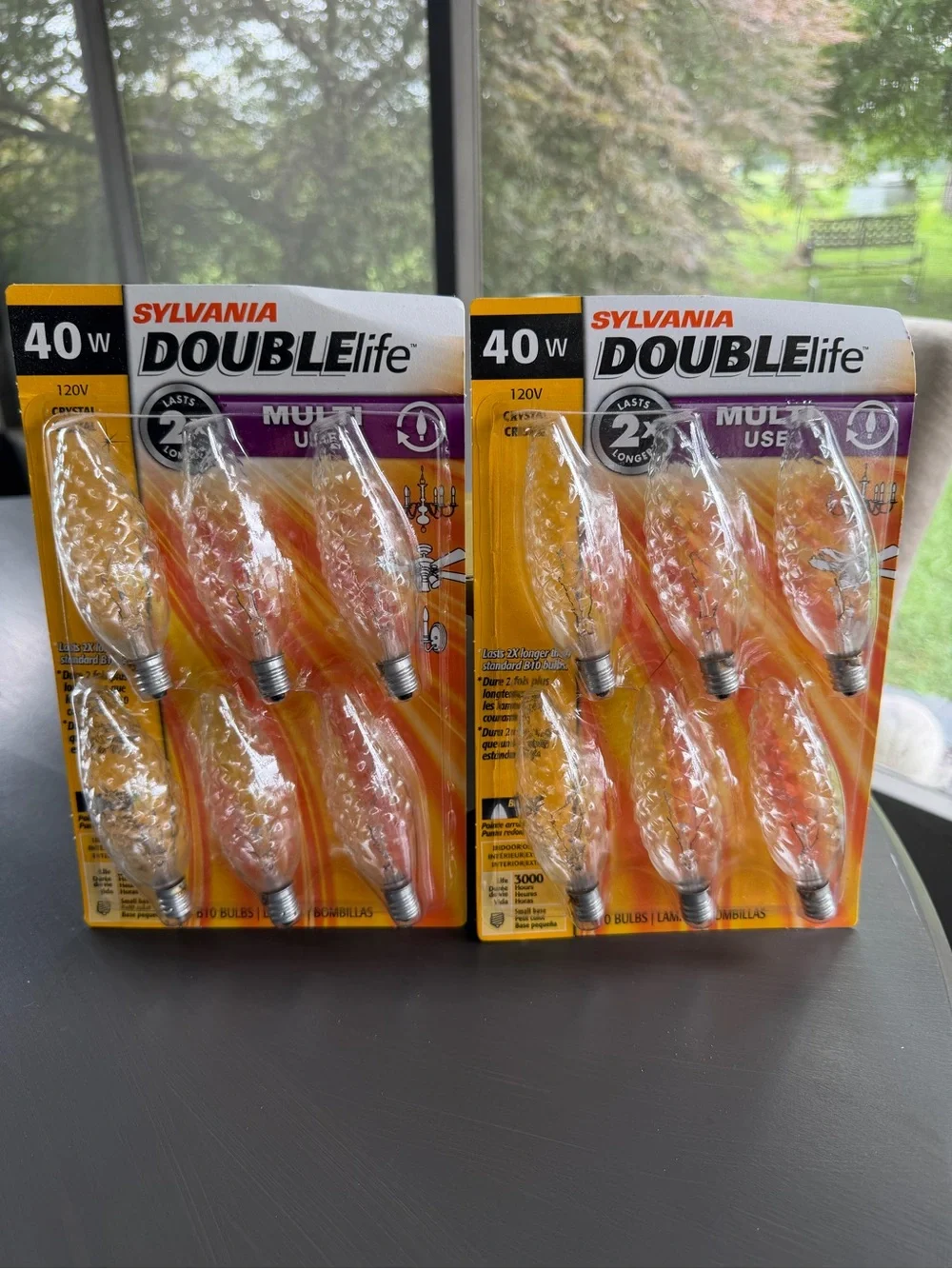 Sylvania Double Life 6 Pack 40W Chandalier B10 Light Bulbs Small Base See Note
